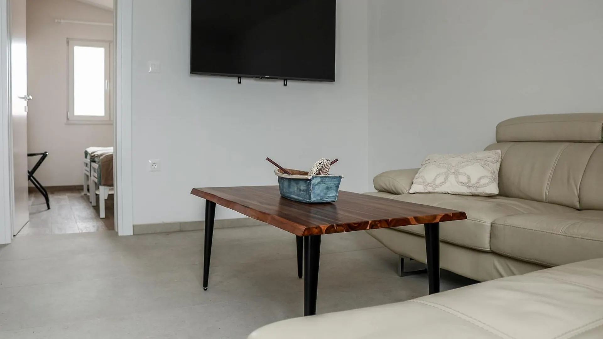 Apartments Sabun Nin